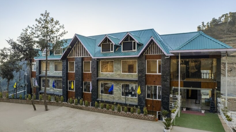 Imagen general del Hotel Sterling Shivalik Chail. Foto 11
