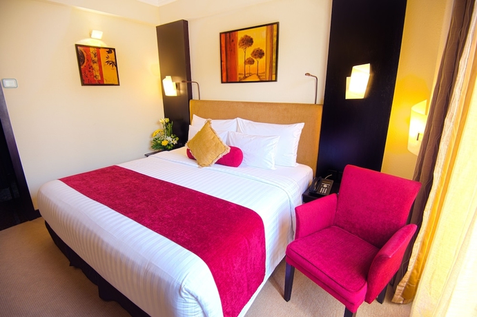 Imagen de la habitación del Hotel Sterlings Mac. Foto 7