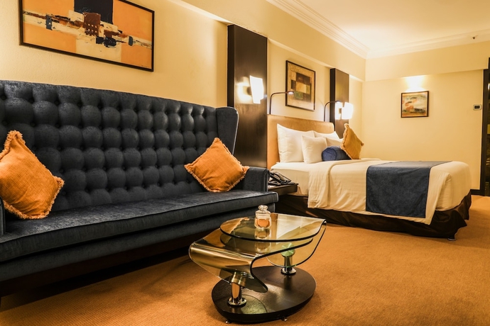 Imagen de la habitación del Hotel Sterlings Mac. Foto 14