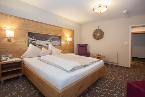 Imagen de la habitación del Hotel Stern, Langenfeld. Foto 15