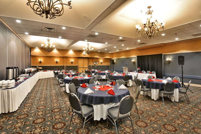 Imagen del bar/restaurante del Hotel Sternwheeler Hotel & Conference Centre, Trademark by Wyndham. Foto 4