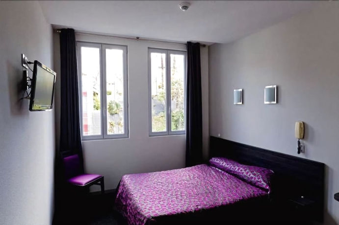 Imagen de la habitación del Hotel St-etienne. Foto 10