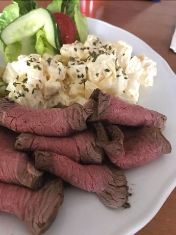 Imagen del bar/restaurante del Hotel Stetindl. Foto 2