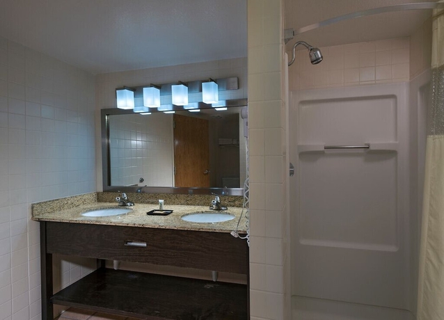 Imagen de la habitación del Hotel Stevens Inn a Howard Johnson by Wyndham. Foto 14