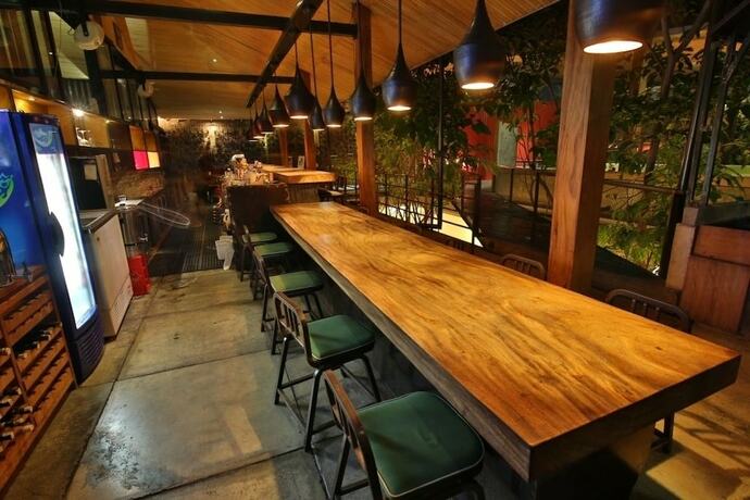 Imagen del bar/restaurante del Hotel Stevie G. Foto 4