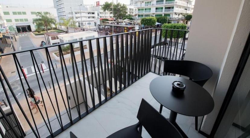 Imagen de los exteriores del Hotel Stic Urban & Spa. Foto 12