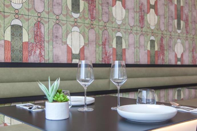 Imagen del bar/restaurante del Hotel Stic Urban & Spa, San Antonio [Centro]. Foto 2