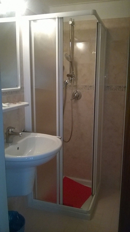 Imagen de la habitación del Hotel Stiefel. Foto 18