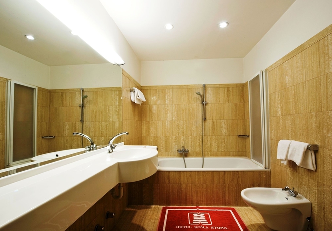 Imagen de la habitación del Hotel Stiegl Scala. Foto 10
