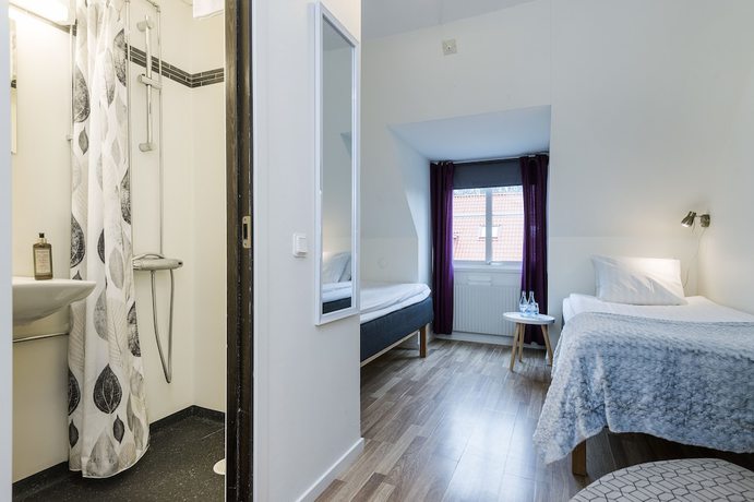 Imagen de la habitación del Hotel Stiftsg&aring;rden S&ouml;dra Hoka. Foto 6