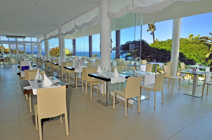 Imagen del bar/restaurante del Hotel Stil Los Gigantes - Adults Only. Foto 6