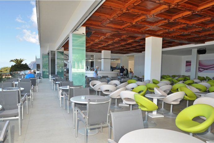 Imagen del bar/restaurante del Hotel Stil Los Gigantes - Adults Only. Foto 8