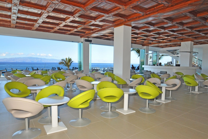 Imagen del bar/restaurante del Hotel Stil Los Gigantes - Adults Only. Foto 10