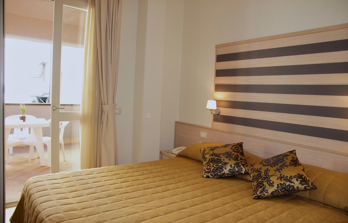 Imagen de la habitación del Hotel Stilhotel. Foto 10