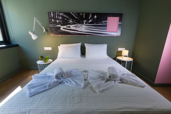 Imagen de la habitación del Hotel Still Athens. Foto 17