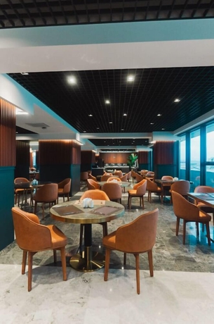 Imagen del bar/restaurante del Hotel Stillo Business Hotel and Spa. Foto 3