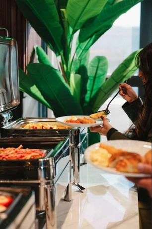 Imagen del bar/restaurante del Hotel Stillo Business Hotel and Spa. Foto 4