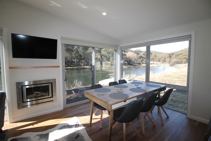 Imagen de la habitación del Hotel Stillwater Chalet B- Lake Crackenback. Foto 8