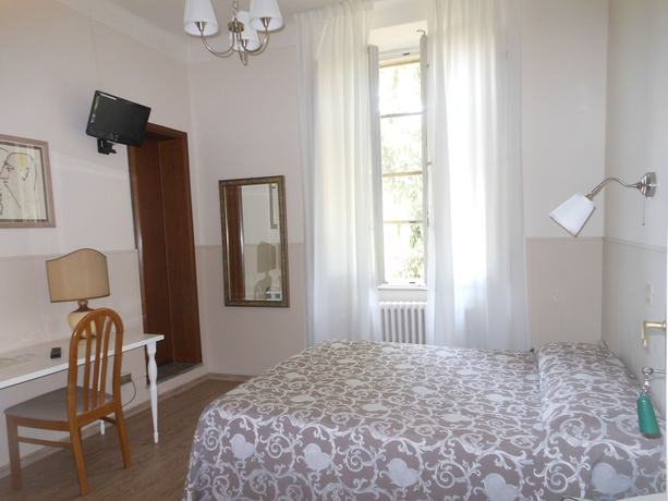 Imagen de la habitación del Hotel Stipino. Foto 18