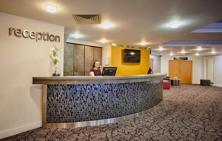 Imagen de los interiores del Hotel Stirling Court. Foto 19