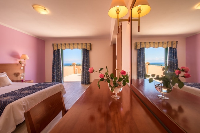 Imagen de la habitación del Hotel St.john Villas. Foto 12