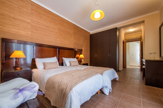 Imagen de la habitación del Hotel St.john Villas. Foto 14