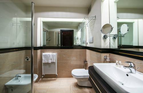 Imagen de la habitación del Hotel St.mauritius. Foto 6