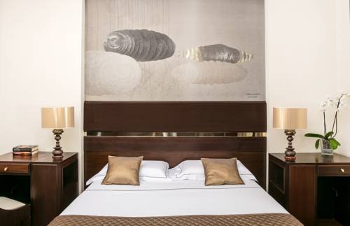 Imagen de la habitación del Hotel St.mauritius. Foto 10