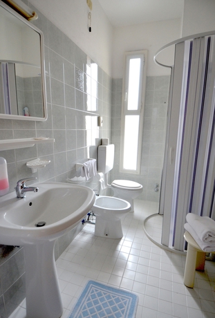 Imagen de la habitación del Hotel Stockholm, Lido Di Jesolo. Foto 4