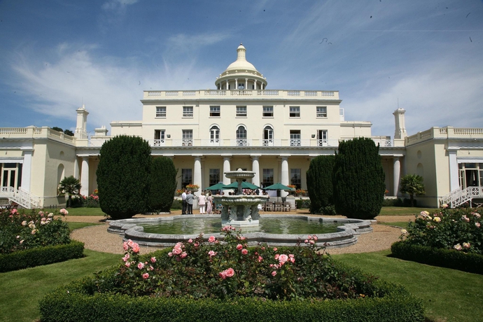 Imagen general del Hotel Stoke Park Country Club Spa and. Foto 8