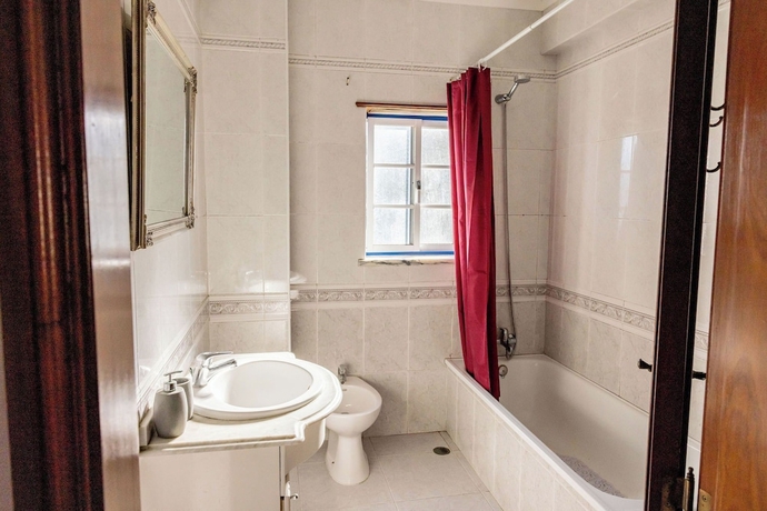 Imagen de la habitación del Hotel Stoke Portugal Surf House. Foto 12
