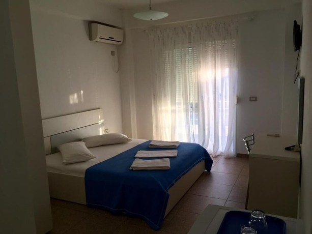 Imagen de la habitación del Hotel Stolis. Foto 13
