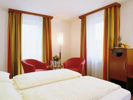 Imagen general del Hotel Stolz. Foto 4