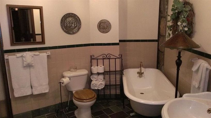 Imagen de la habitación del Hotel Stone Chalet B&B Inn and Event Center. Foto 10