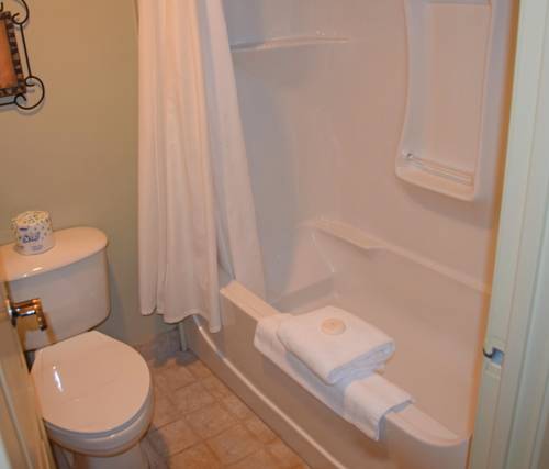 Imagen de la habitación del Hotel Stone Gate Inn. Foto 3