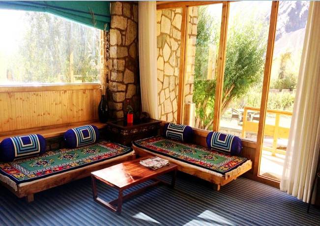 Imagen de los interiores del Hotel Stone Hedge - Hunder. Foto 18