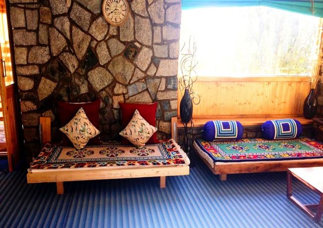 Imagen de los interiores del Hotel Stone Hedge - Hunder. Foto 19