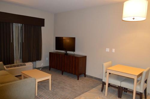 Imagen de la habitación del Hotel Stone Hill Norman, Trademark Collection By Wyndham. Foto 8