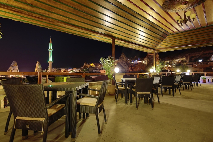 Imagen de los interiores del Hotel Stone House Cave. Foto 12