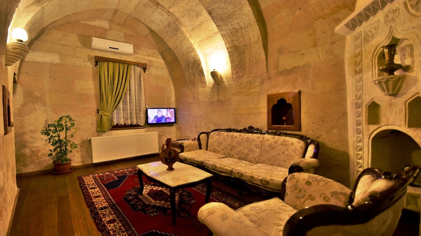 Imagen de los interiores del Hotel Stone House Cave. Foto 15