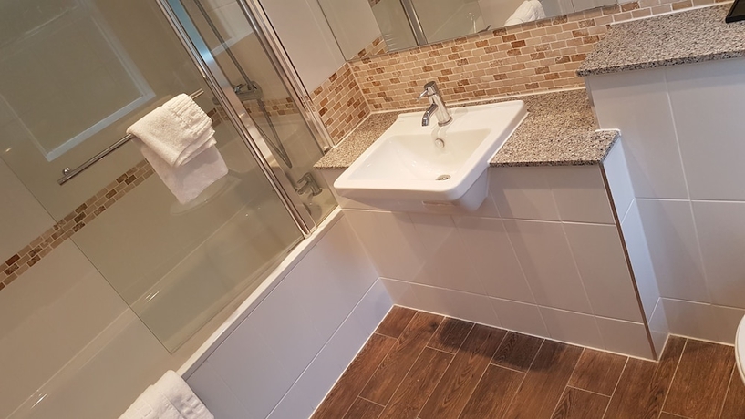 Imagen de la habitación del Hotel Stone House, Stafford. Foto 6