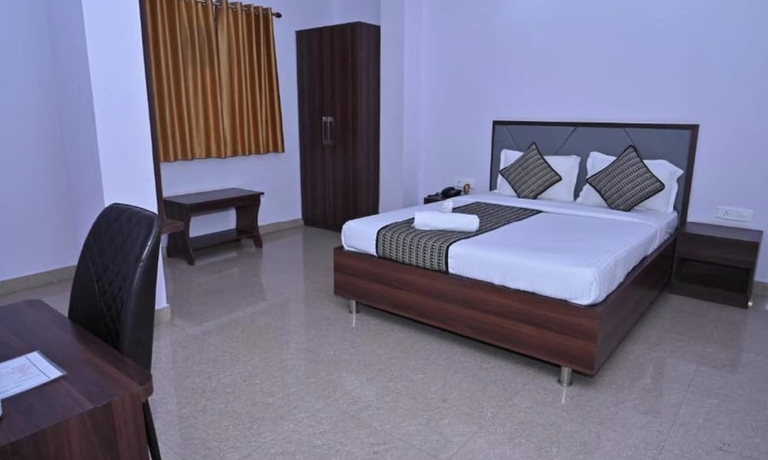 Imagen de la habitación del Hotel Stone Park Radha Devi Ln. Foto 6
