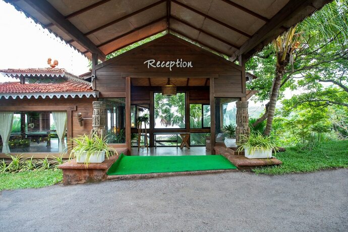 Imagen general del Hotel Stone Water Eco Resort. Foto 11
