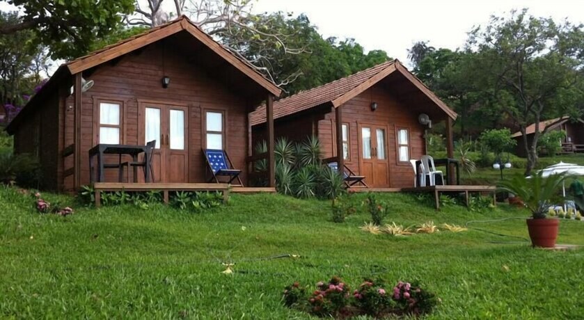 Imagen de la habitación del Hotel Stone Water Eco Resort. Foto 16
