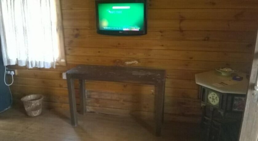 Imagen de la habitación del Hotel Stone Water Eco Resort. Foto 17