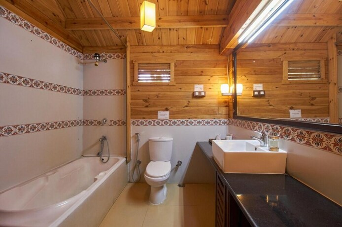 Imagen de la habitación del Hotel Stone Water Eco Resort. Foto 20