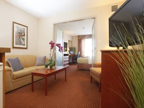 Imagen de la habitación del Hotel Stonebridge Dawson Creek. Foto 5