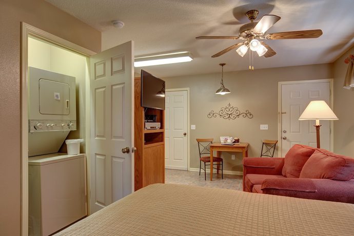 Imagen de la habitación del Hotel Stonebridge Village Resort. Foto 8