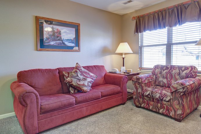 Imagen de la habitación del Hotel Stonebridge Village Resort. Foto 14