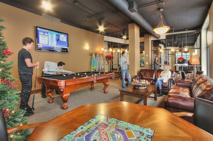 Imagen del bar/restaurante del Hotel Stonegate Resort. Foto 2